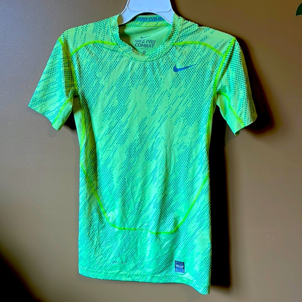 Nike Pro Combat size Small yellow/blue shirt